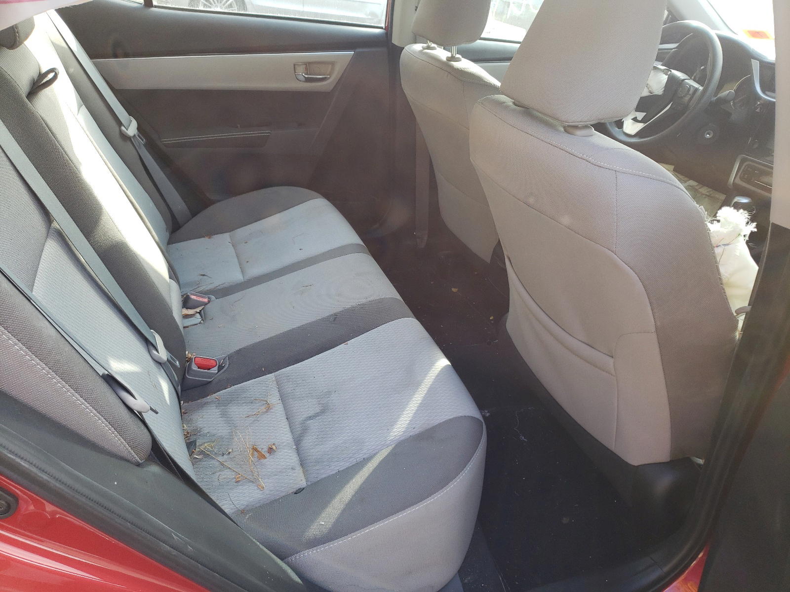Photo 6 from auction – 2017 TOYOTA COROLLA L with VIN 2T1BURHE5HC845221