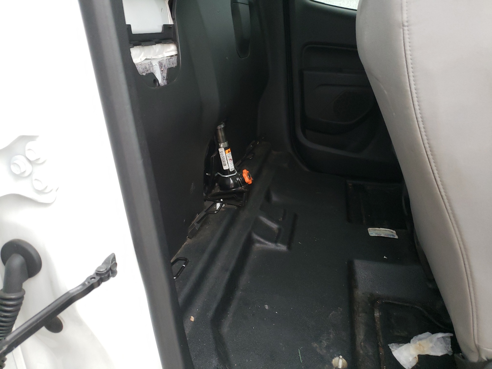 Photo 6 from auction – 2018 CHEVROLET COLORADO with VIN 1GCHTBEN5J1179979