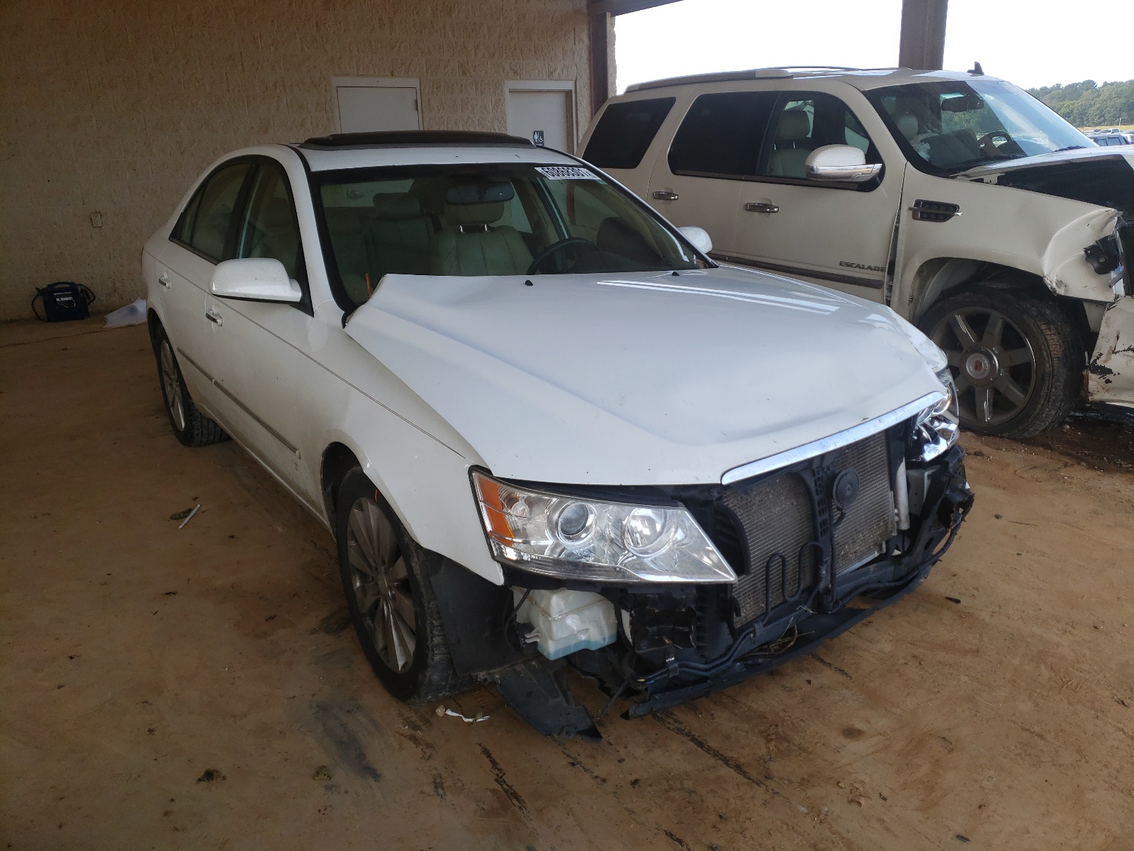 Photo 1 from auction – 2010 HYUNDAI SONATA SE with VIN 5NPEU4AC0AH652910