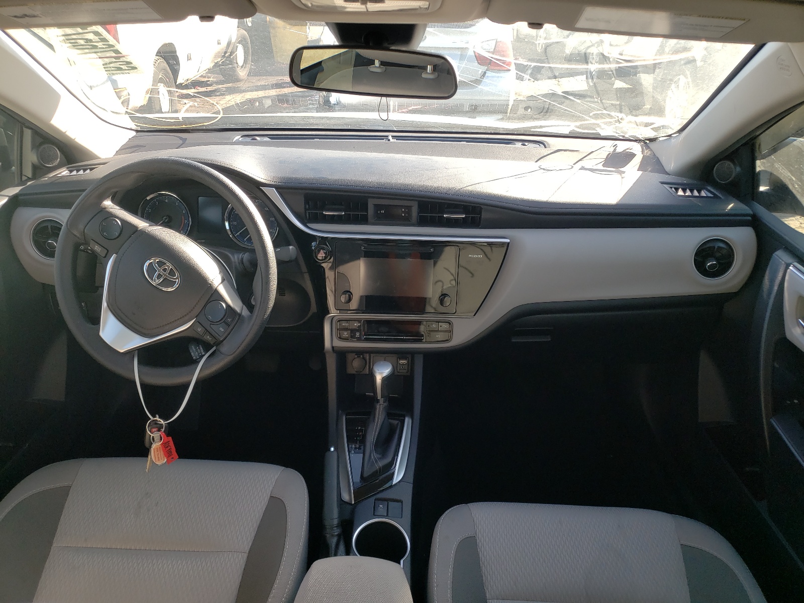 Photo 9 from auction – 2017 TOYOTA COROLLA L with VIN 2T1BURHE9HC893417