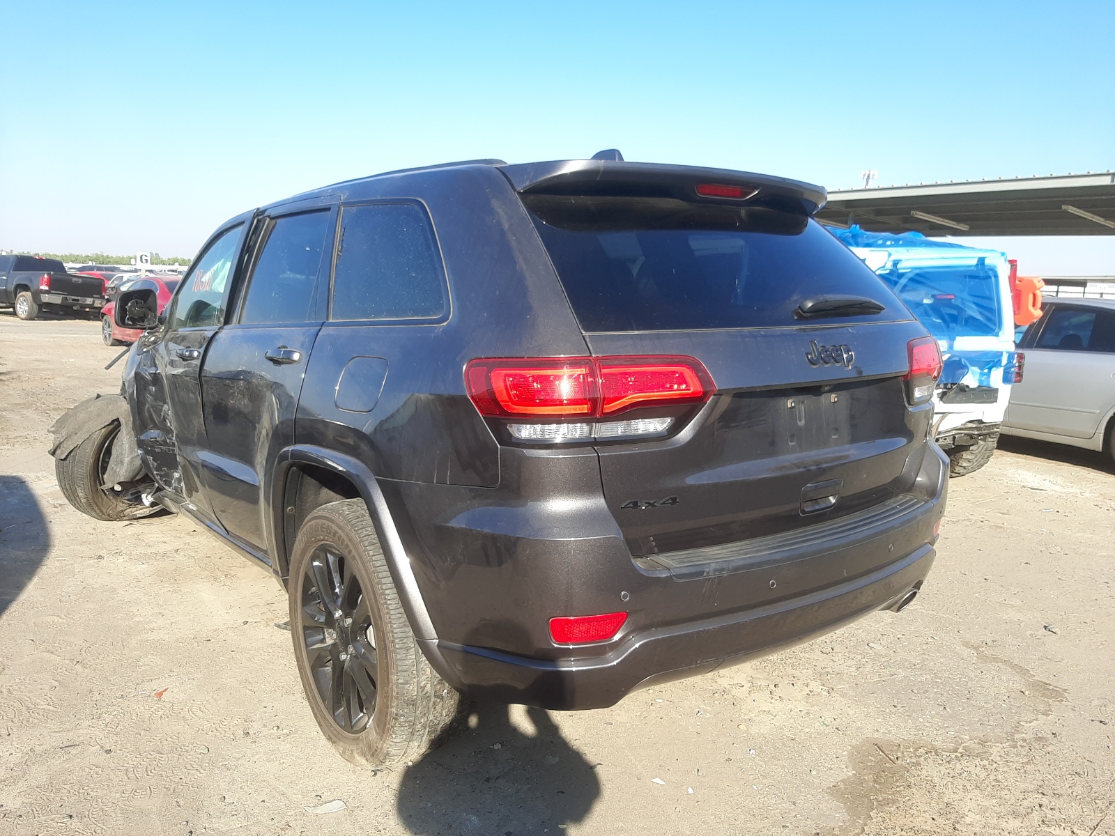 Photo 3 from auction – 2019 JEEP GRAND CHER with VIN 1C4RJFAG1KC694878