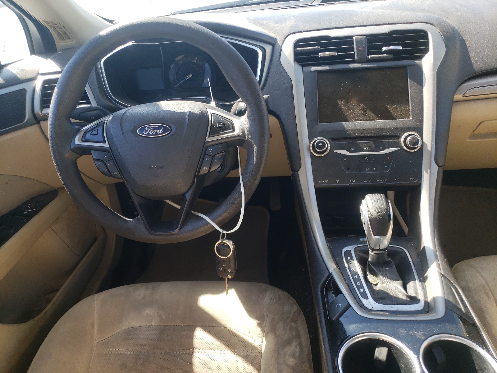 Photo 9 from auction – 2013 FORD FUSION SE with VIN 3FA6P0H75DR202917