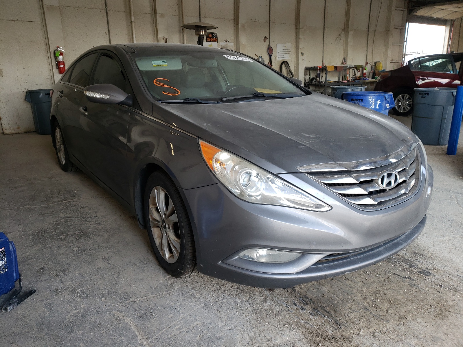 HYUNDAI SONATA SE 2012 с VIN 5NPEC4AC9CH388835 - Фото с аукциона