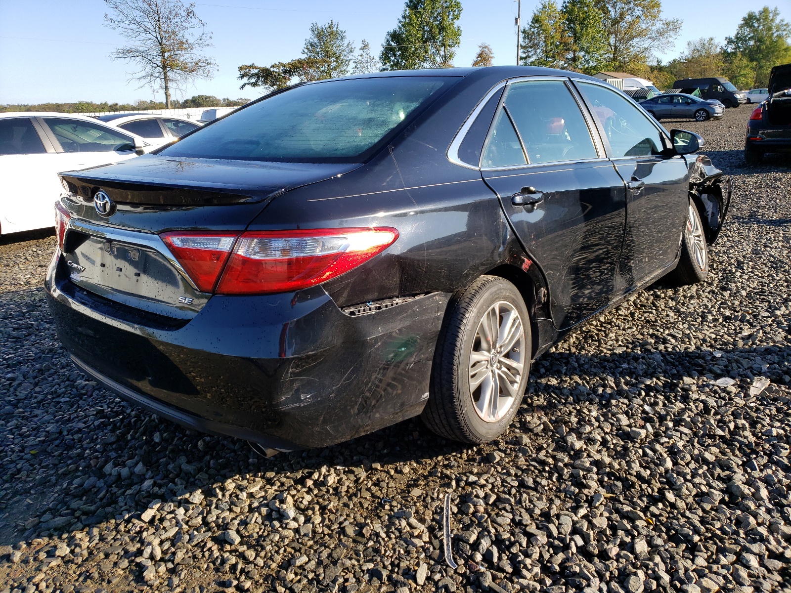 Photo 4 from auction – 2016 TOYOTA CAMRY LE with VIN 4T1BF1FK8GU134453