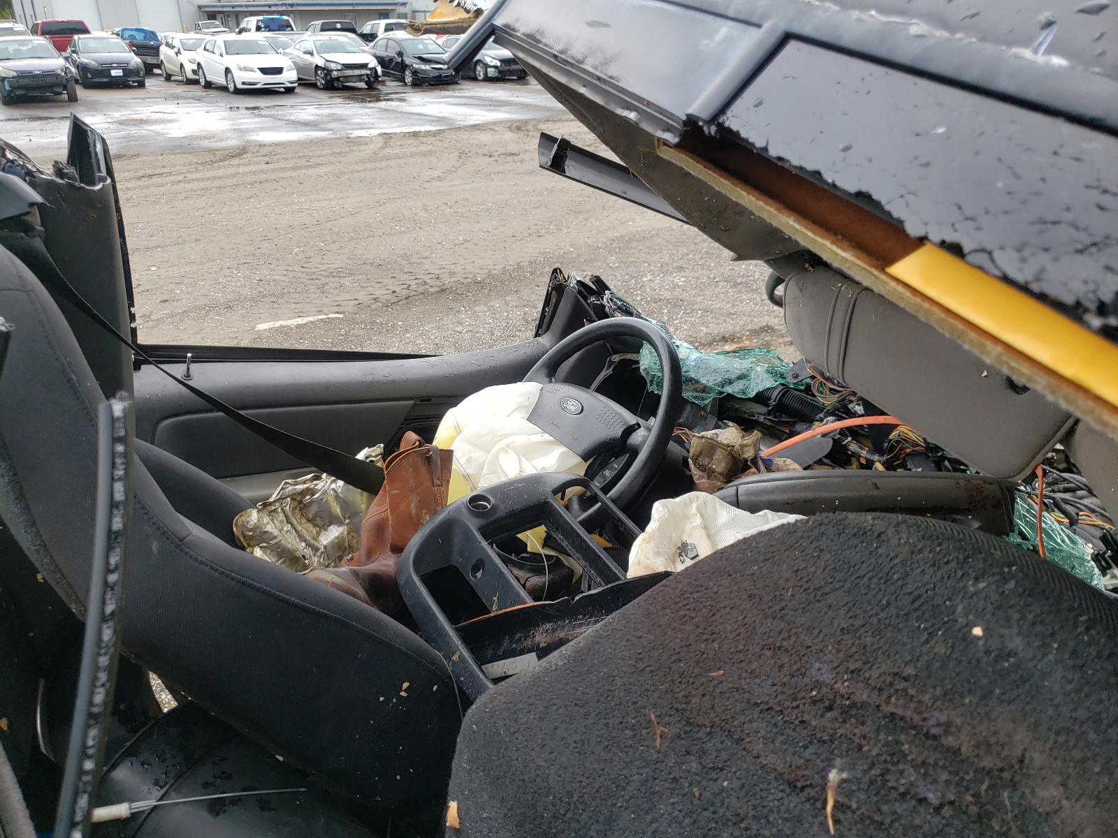 Photo 5 from auction – 2003 FORD RANGER with VIN 1FTYR10U23PB02302