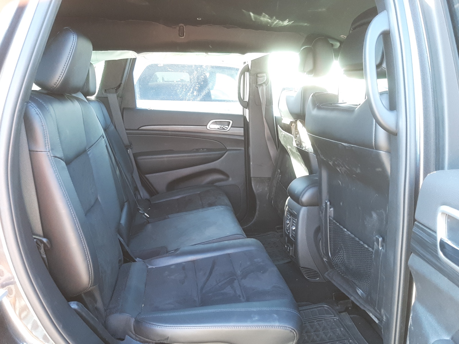 Photo 6 from auction – 2019 JEEP GRAND CHER with VIN 1C4RJFAG1KC694878