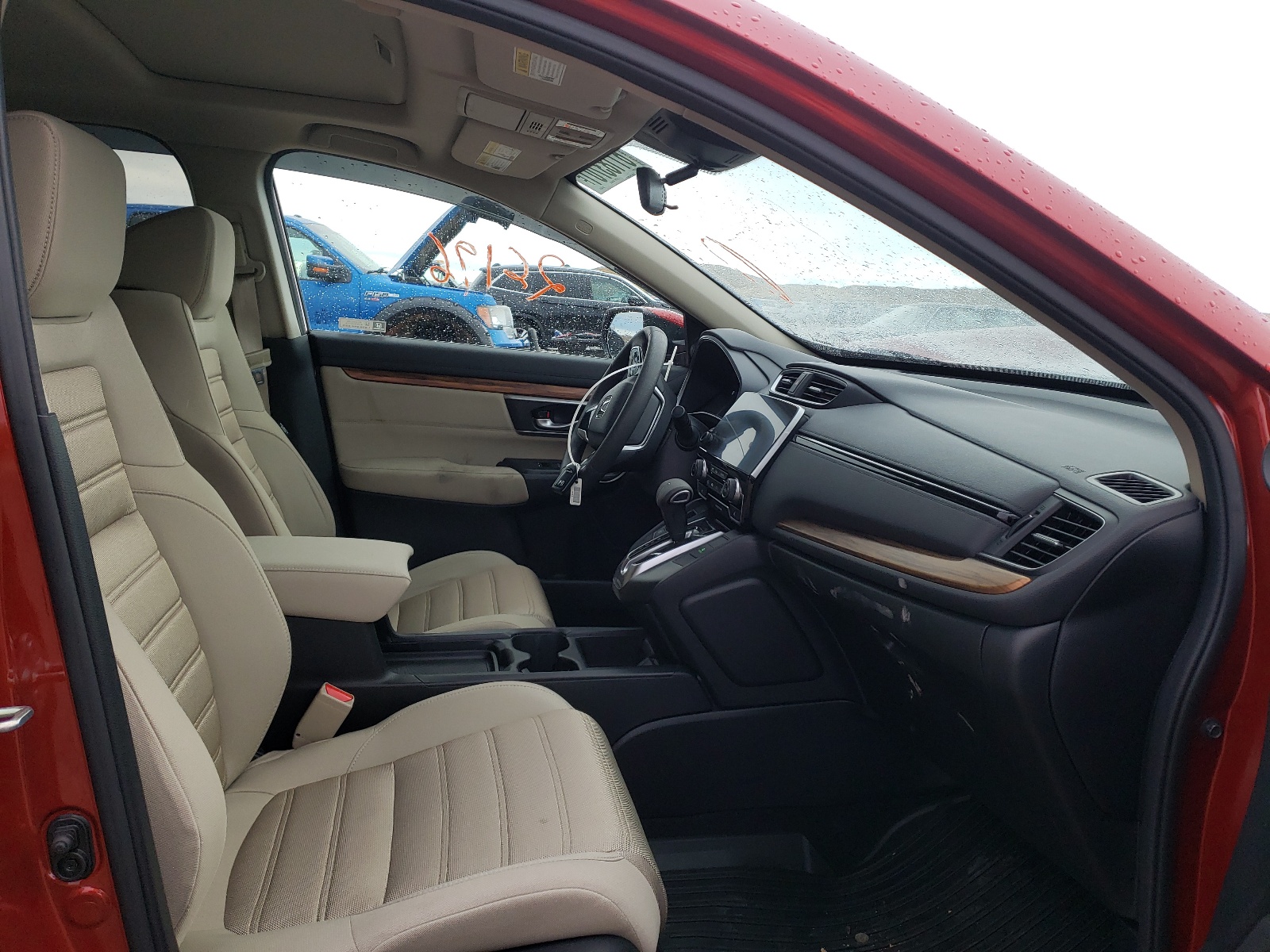 Photo 5 from auction – 2018 HONDA CR-V EX with VIN 2HKRW2H56JH656726