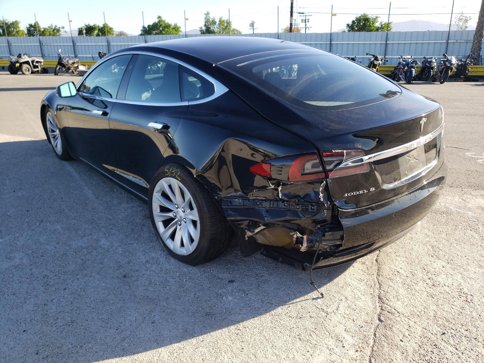 Photo 3 from auction – 2018 TESLA MODEL S with VIN 5YJSA1E28JF269758