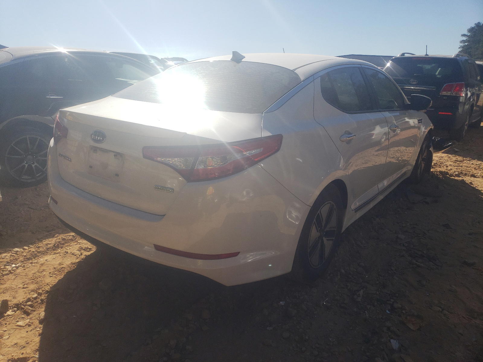 Photo 4 from auction – 2012 KIA OPTIMA HYB with VIN KNAGM4AD6C5028272