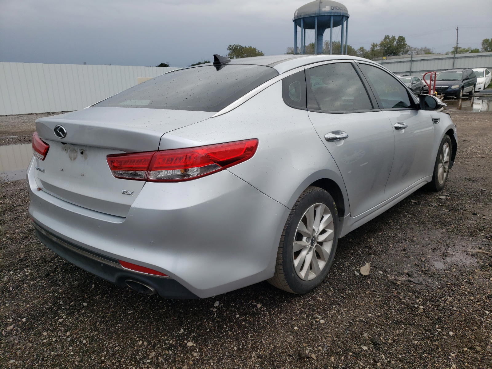 Photo 4 from auction – 2016 KIA OPTIMA EX with VIN 5XXGU4L31GG009718