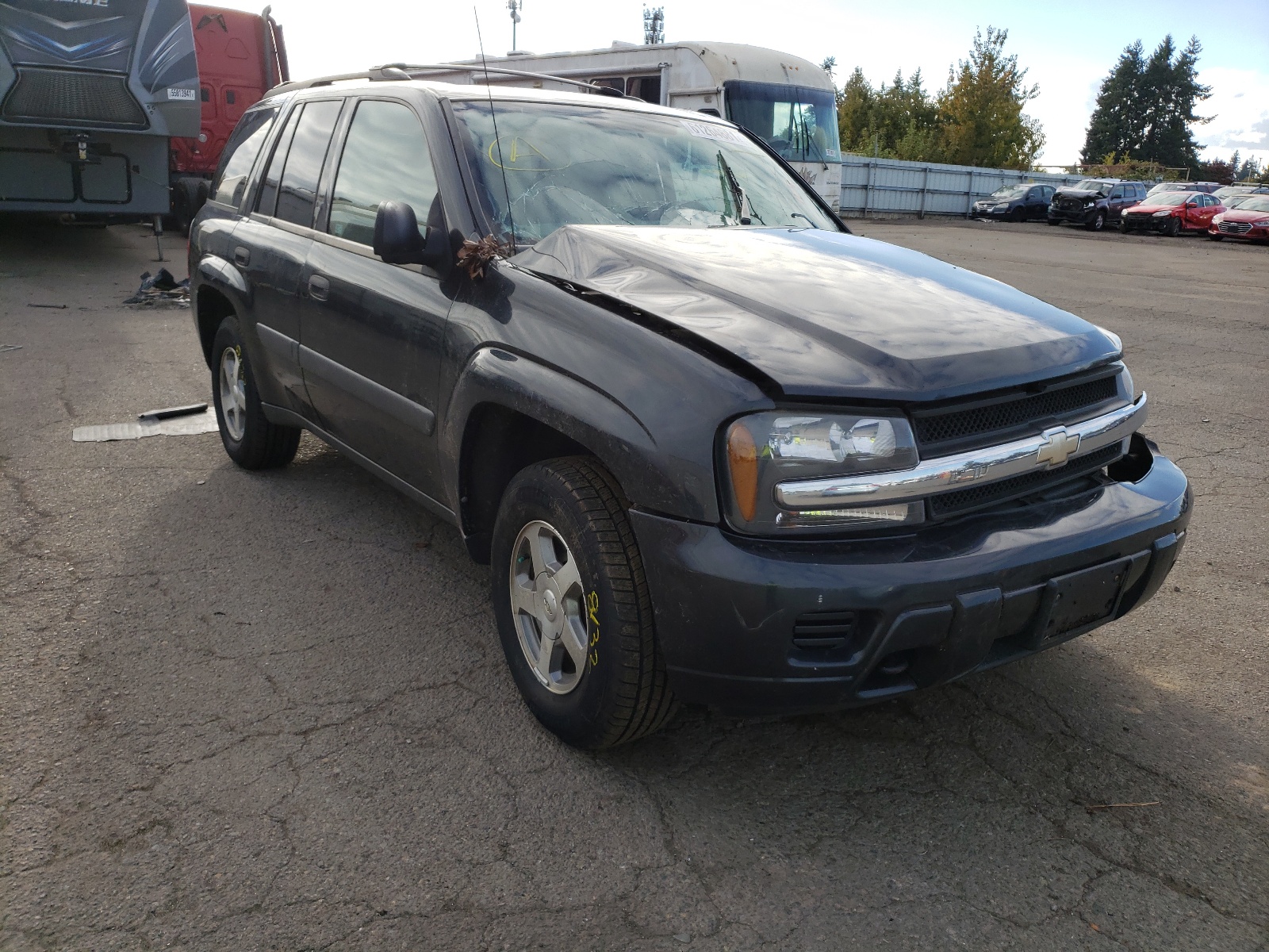 Photo 1 from auction – 2005 CHEVROLET TRAILBLAZE with VIN 1GNDT13S352209604