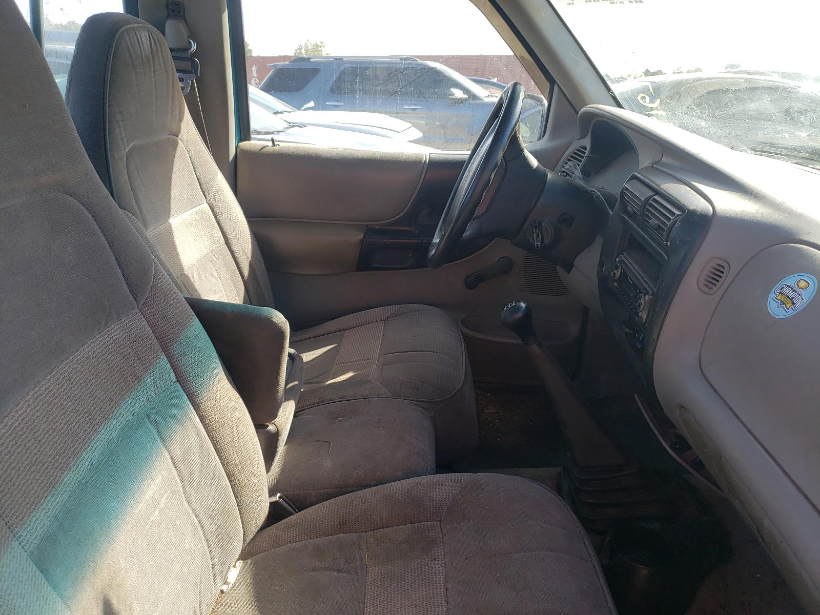 Photo 5 from auction – 1995 MAZDA B2300 with VIN 4F4CR12A2STM32466