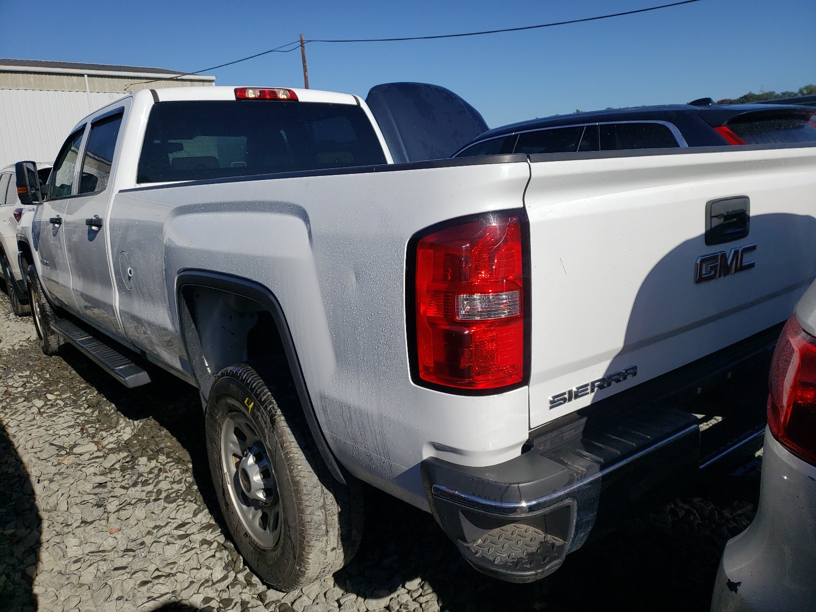 Photo 3 from auction – 2017 GMC SIERRA K25 with VIN 1GT12REG1HF105065