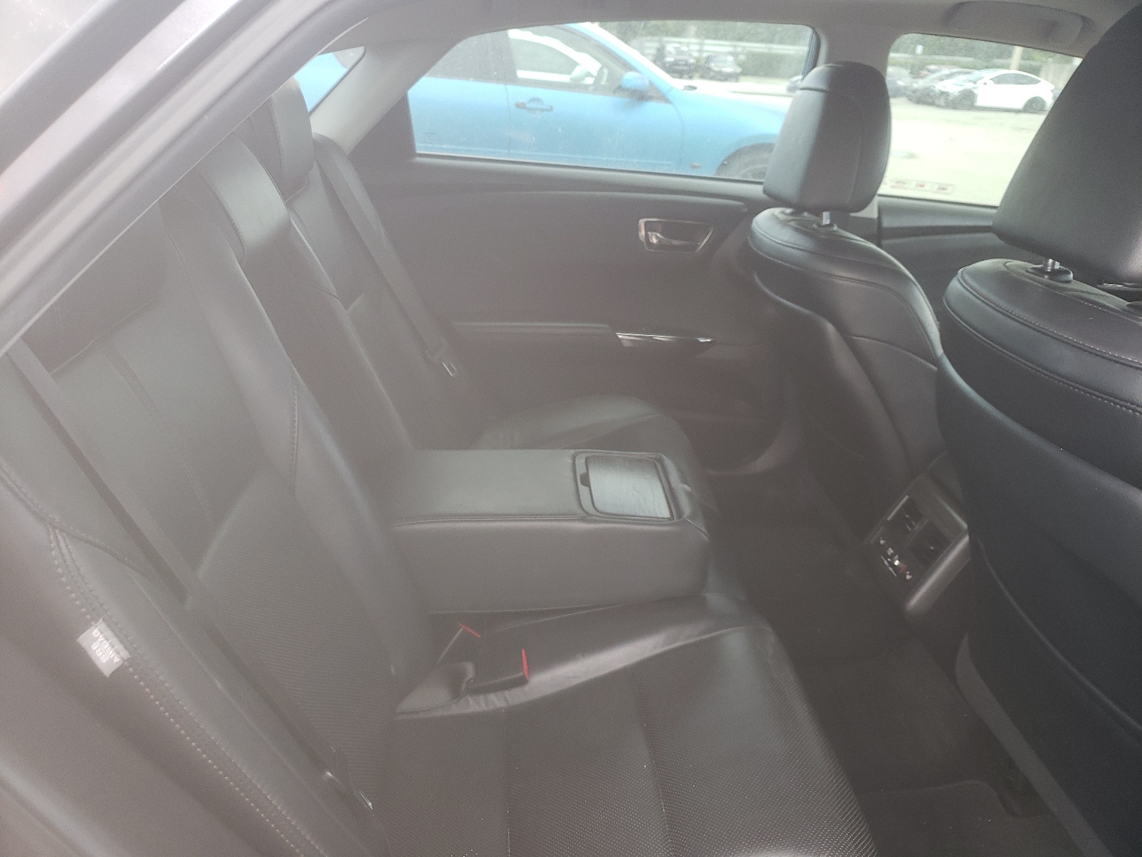 Photo 6 from auction – 2016 TOYOTA AVALON XLE with VIN 4T1BK1EB6GU213326
