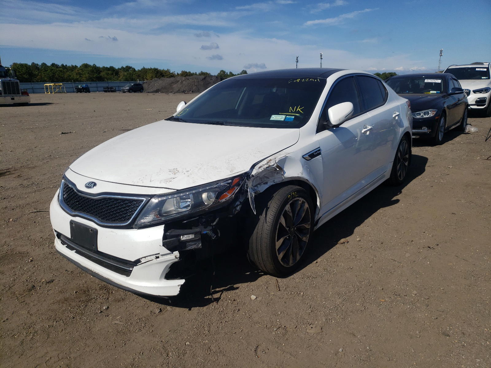 Photo 2 from auction – 2015 KIA OPTIMA SX with VIN 5XXGR4A69FG469853