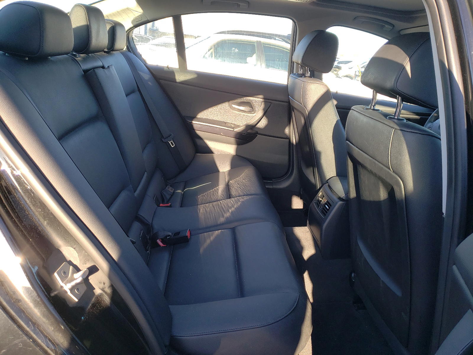 Photo 6 from auction – 2011 BMW 328 XI with VIN WBAPK7C50BF086724