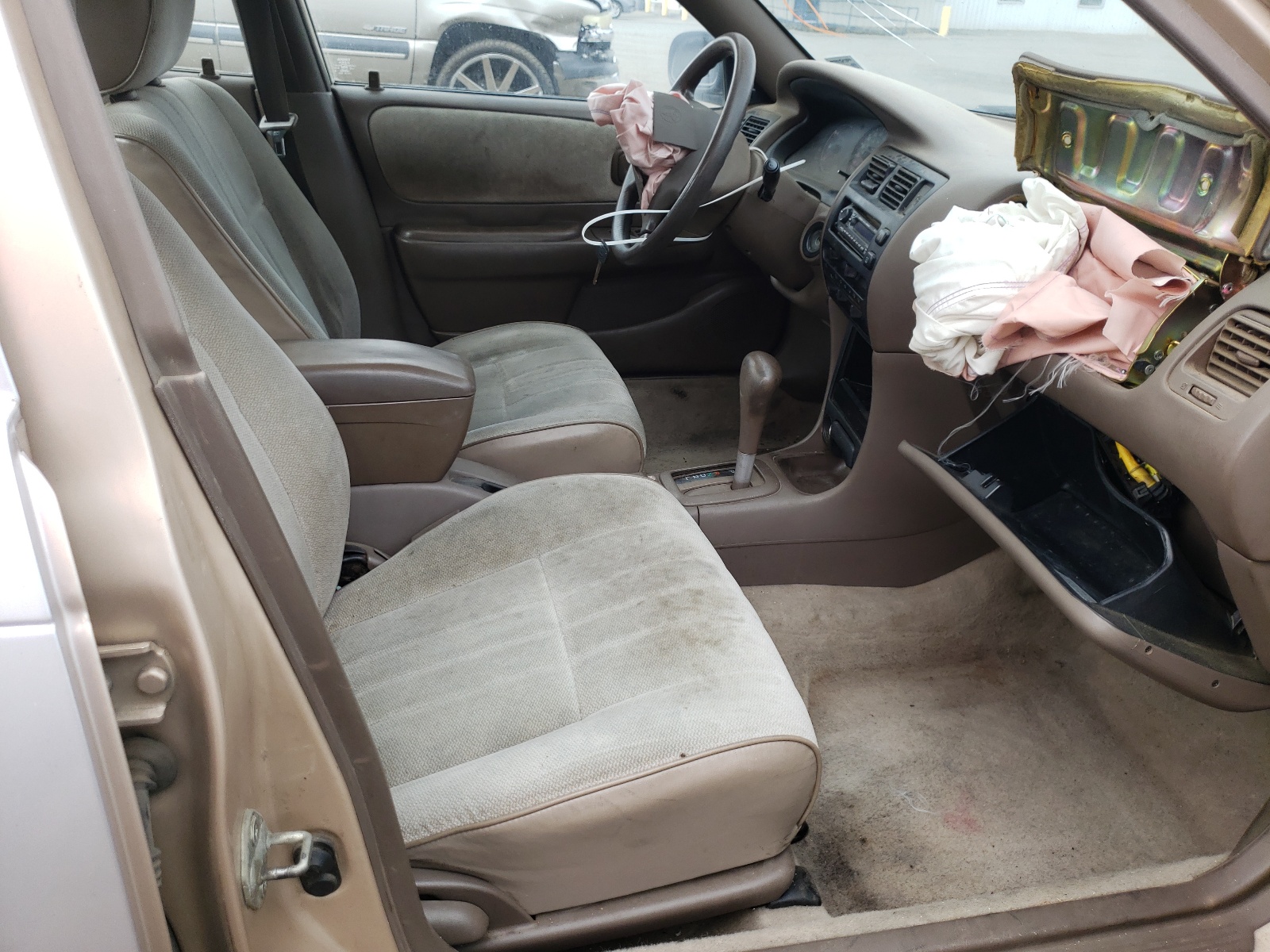 Photo 5 from auction – 1997 TOYOTA COROLLA BA with VIN 1NXBA02E8VZ570497