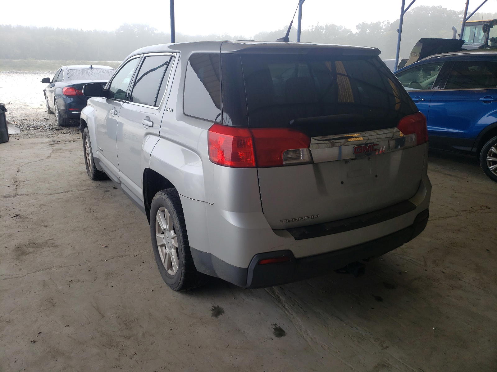 Photo 3 from auction – 2011 GMC TERRAIN SL with VIN 2CTALMEC9B6445597