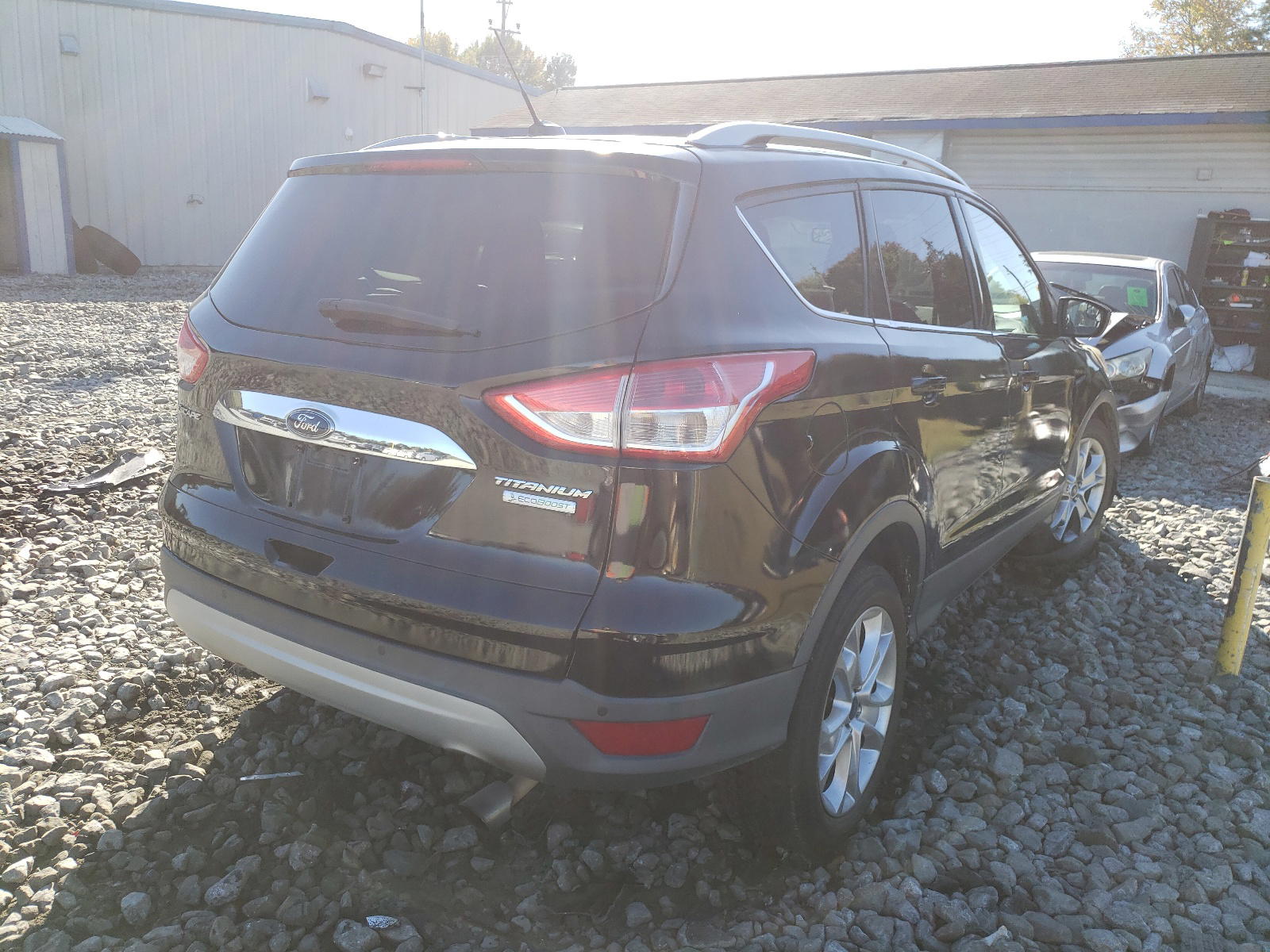 Photo 4 from auction – 2016 FORD ESCAPE TIT with VIN 1FMCU0J98GUB19640