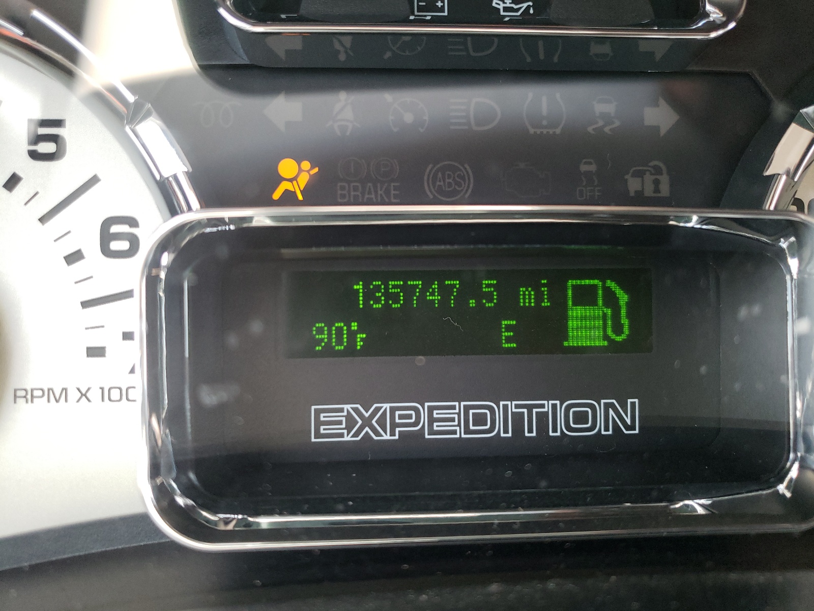 Photo 8 from auction – 2013 FORD EXPEDITION with VIN 1FMJU1H57DEF51545
