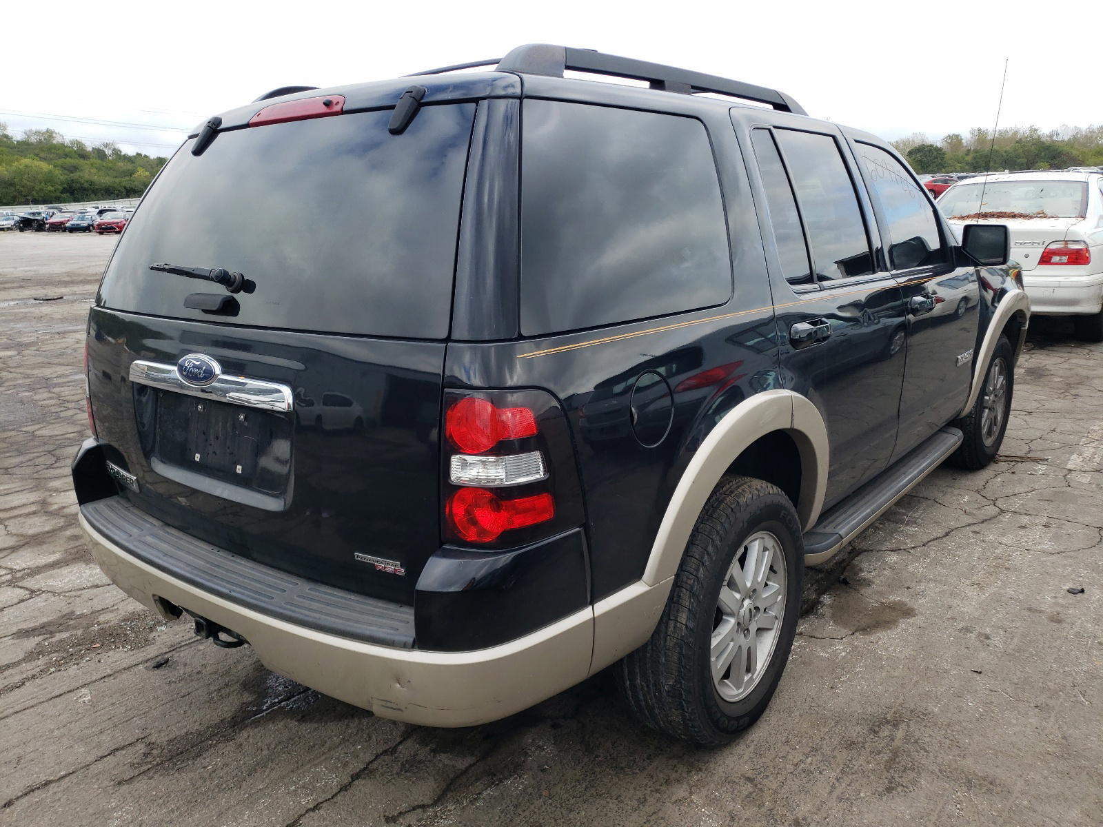 Photo 4 from auction – 2008 FORD EXPLORER E with VIN 1FMEU74E78UA29469