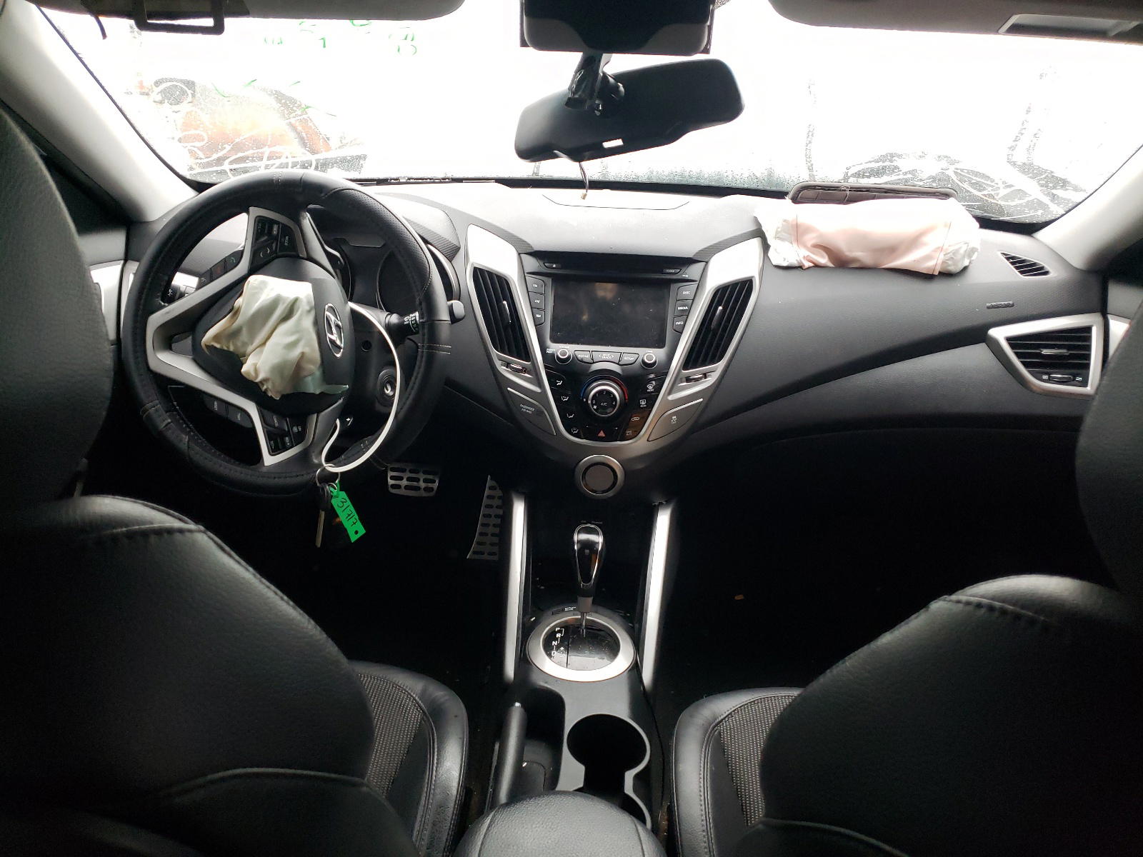 Photo 9 from auction – 2012 HYUNDAI VELOSTER with VIN KMHTC6AD0CU030956