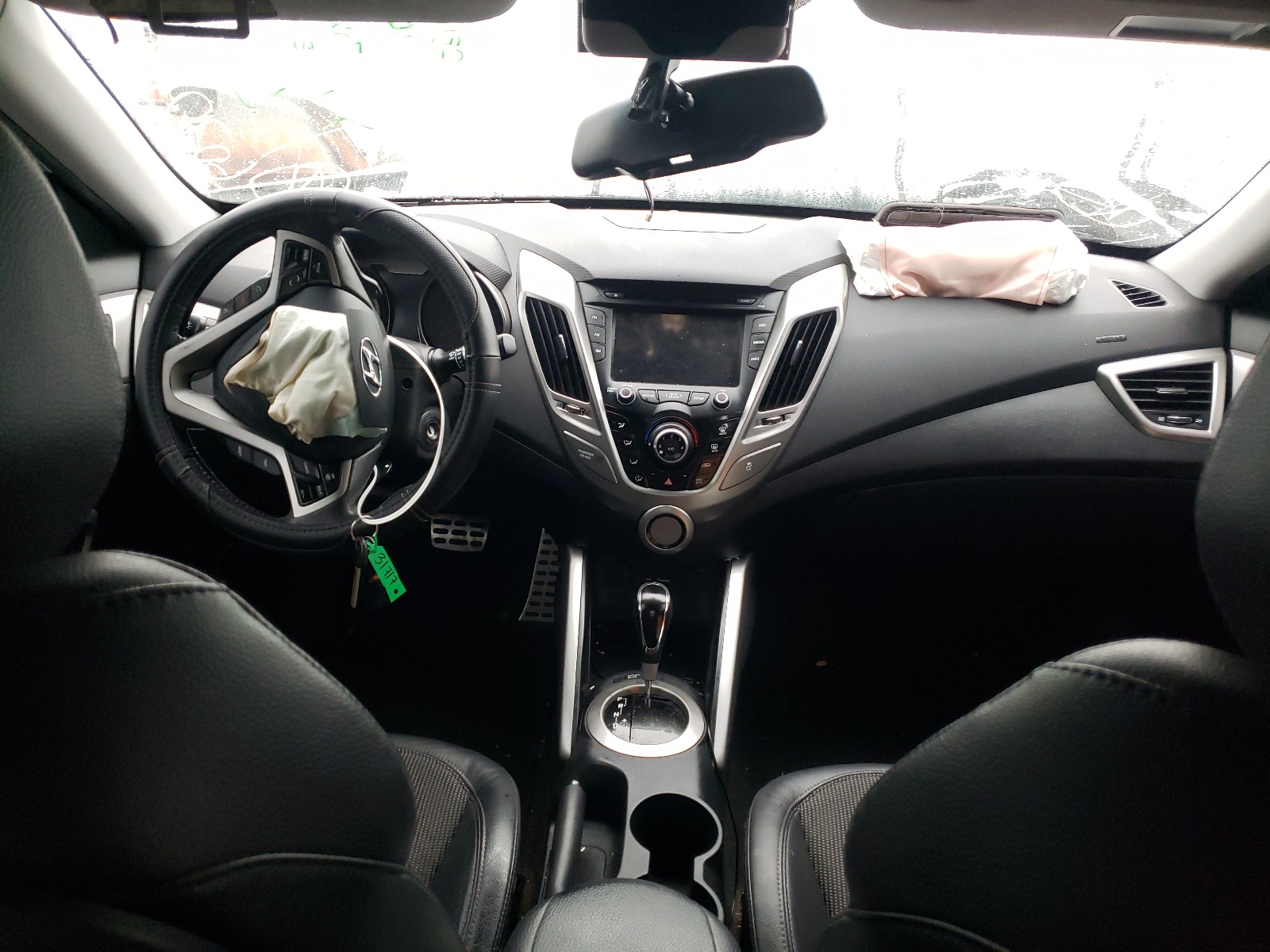 صورة رقم 9 من المزاد - 2012 HYUNDAI VELOSTER مع VIN KMHTC6AD0CU030956