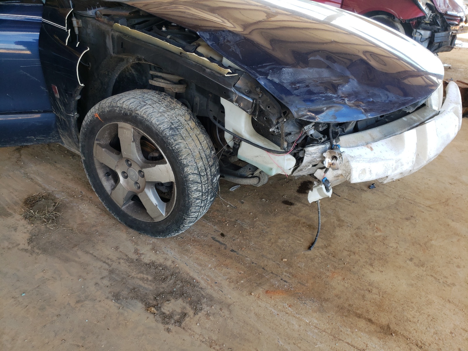 Photo 9 from auction – 1999 SATURN SC2 with VIN 1G8ZY1279XZ309255