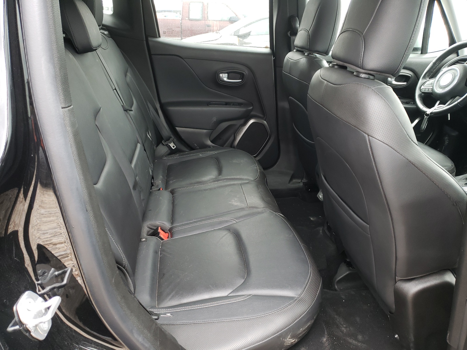Photo 6 from auction – 2018 JEEP RENEGADE L with VIN ZACCJADB4JPH90667