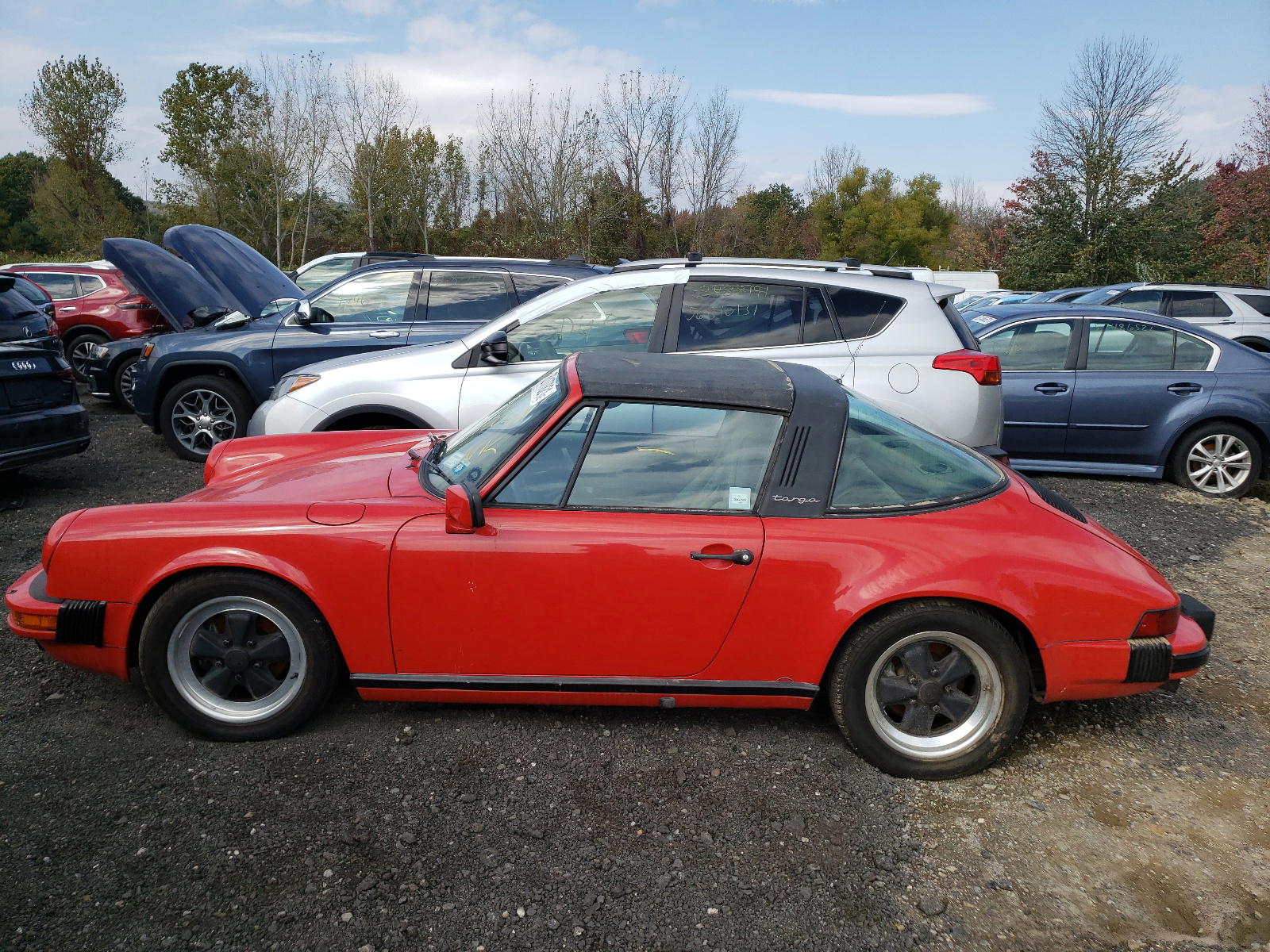 Photo 10 from auction – 1985 PORSCHE 911 CARRER with VIN WP0EB0910FS161589