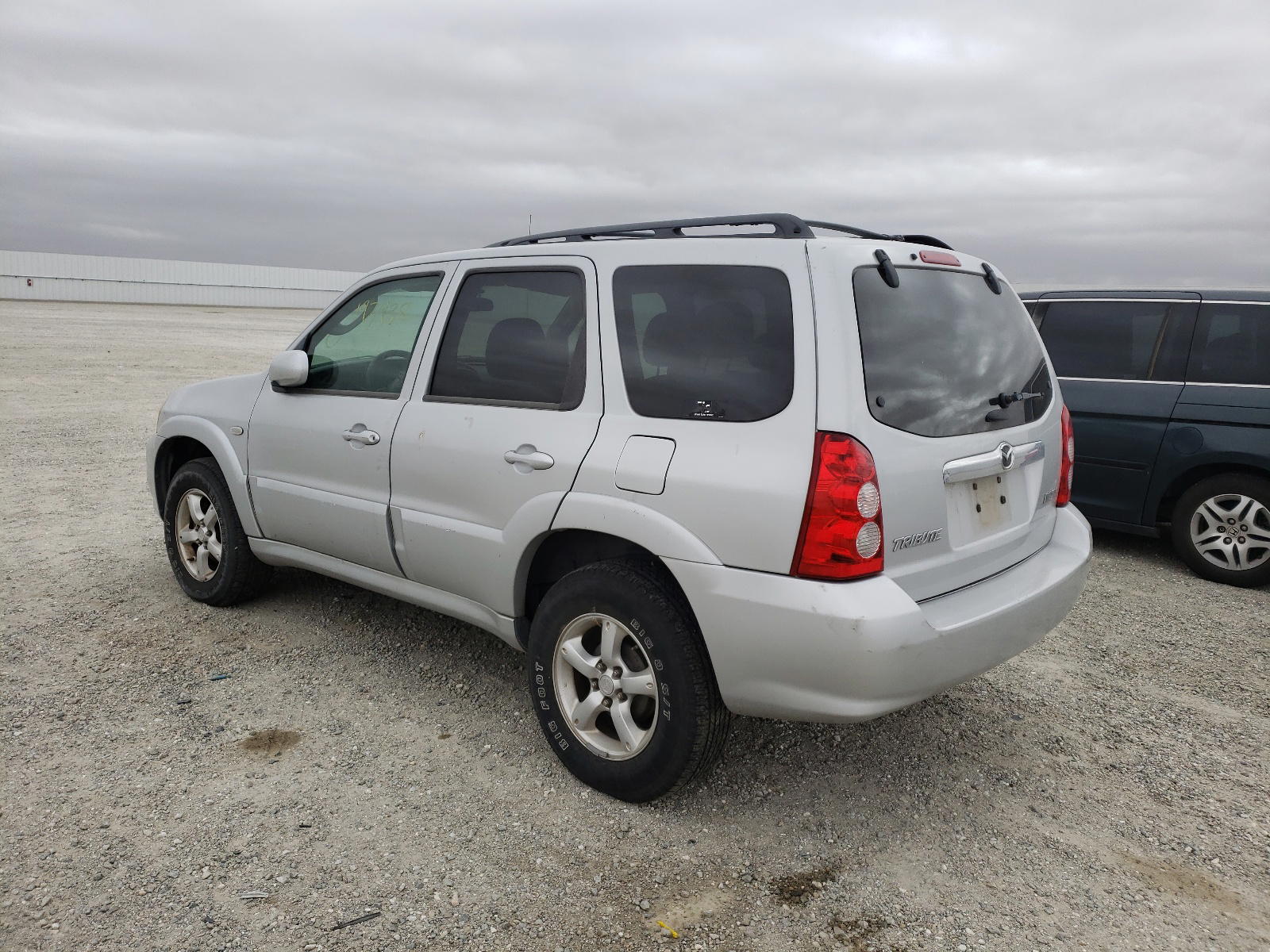 Photo 3 from auction – 2005 MAZDA TRIBUTE I with VIN 4F2YZ02Z65KM33788