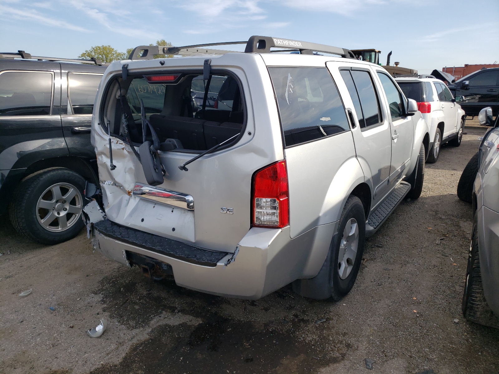 Photo 4 from auction – 2007 NISSAN PATHFINDER with VIN 5N1AR18W87C645573