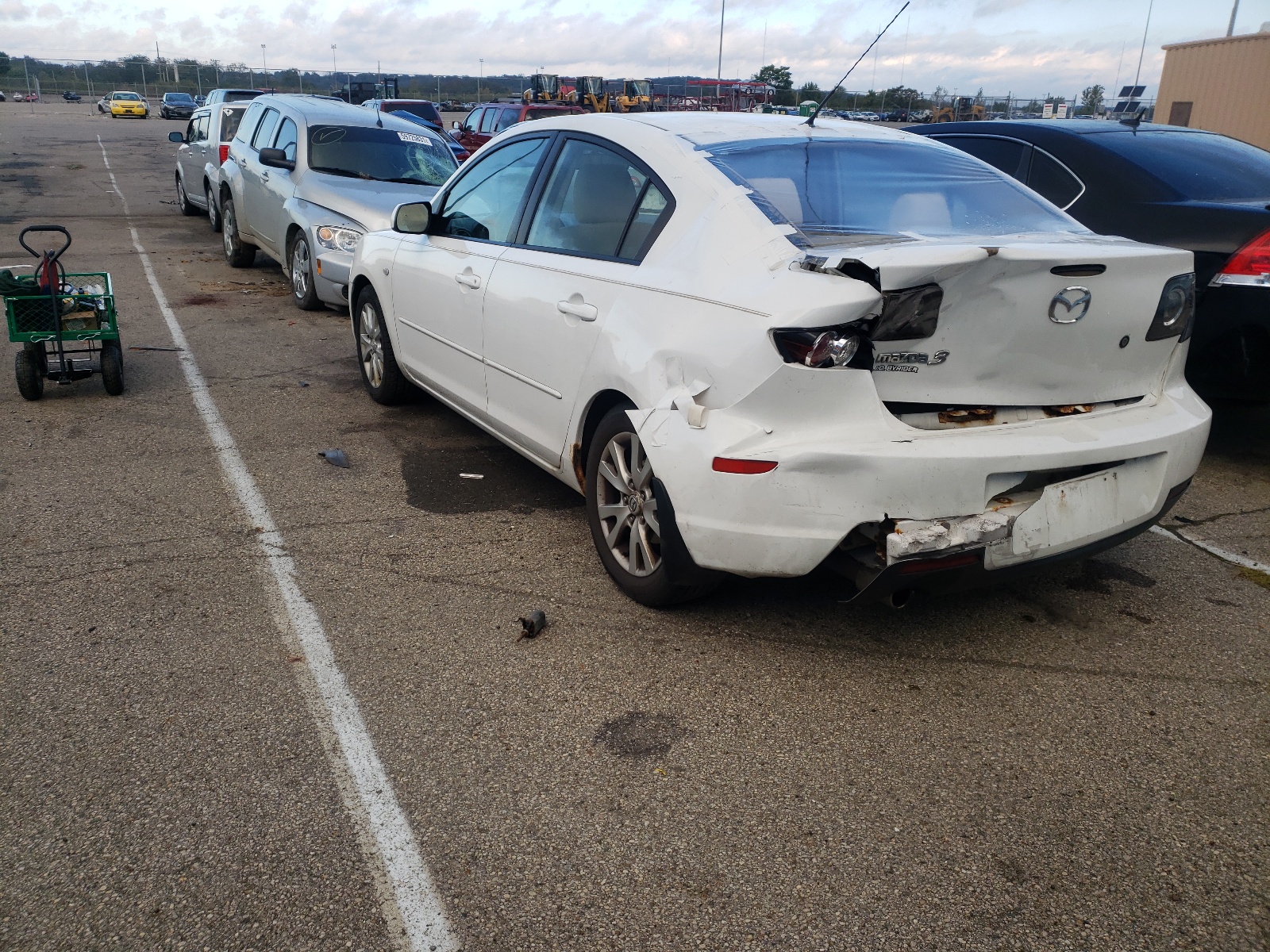 Фото 3 с аукциона – 2008 MAZDA 3 I с VIN JM1BK12FX81808131