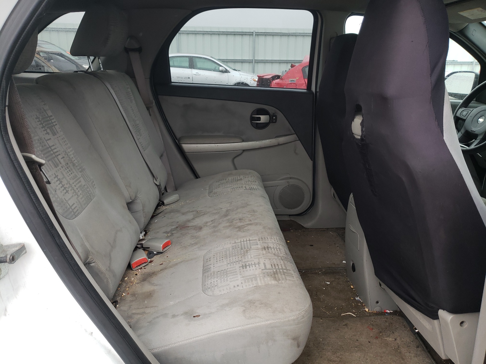 Photo 6 from auction – 2005 CHEVROLET EQUINOX LS with VIN 2CNDL13F756133265