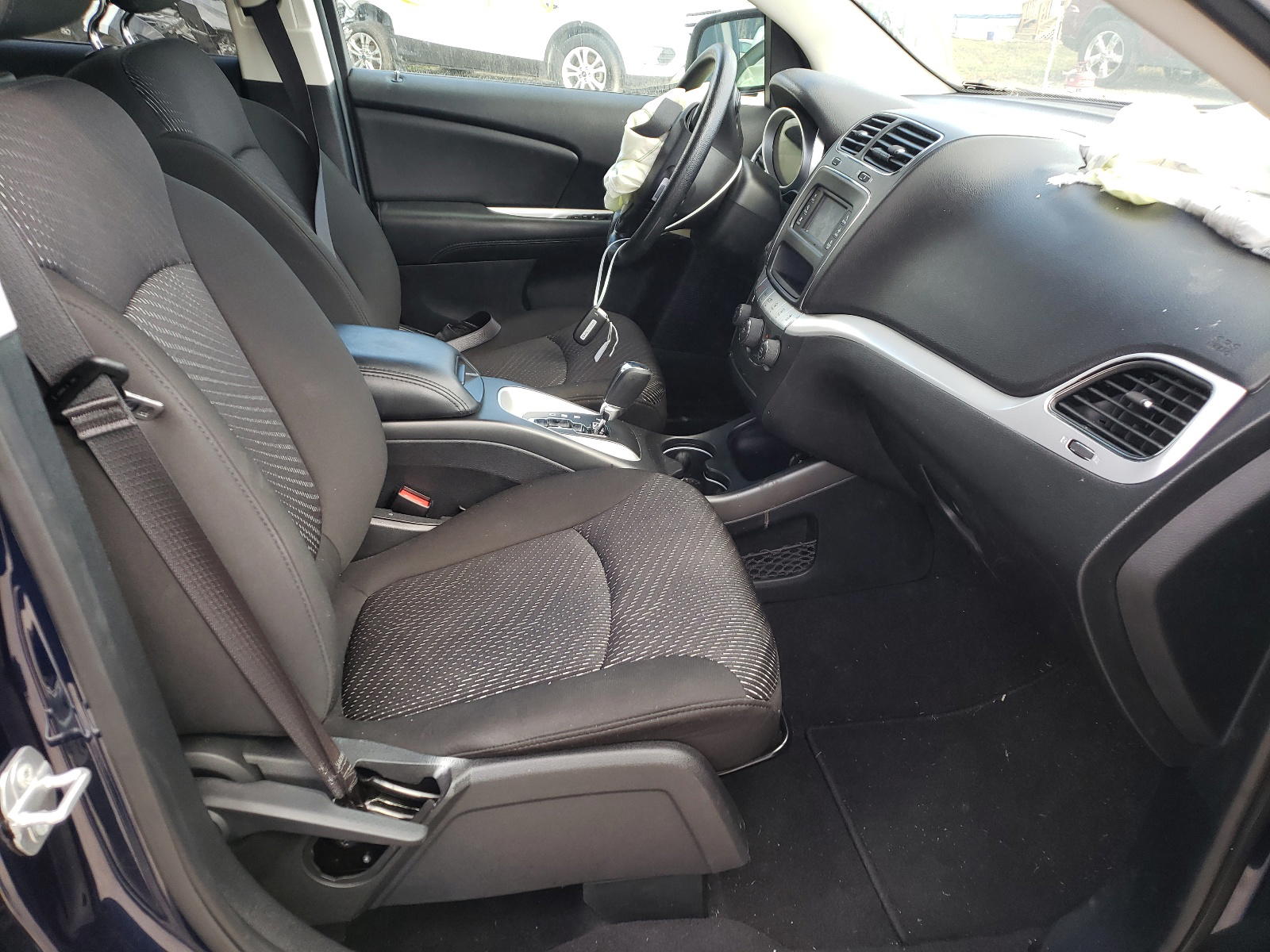 Photo 5 from auction – 2020 DODGE JOURNEY SE with VIN 3C4PDCAB7LT279071