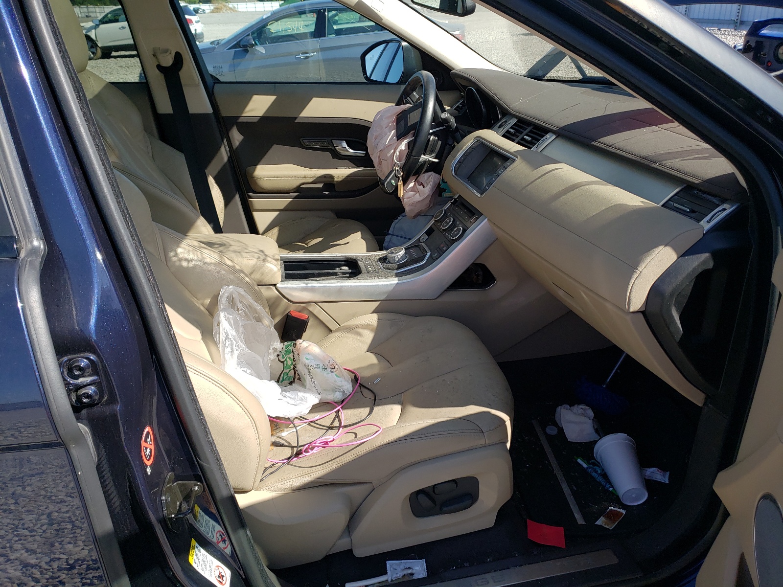 Photo 5 from auction – 2015 LAND ROVER RANGE ROVE with VIN SALVP2BG9FH049157