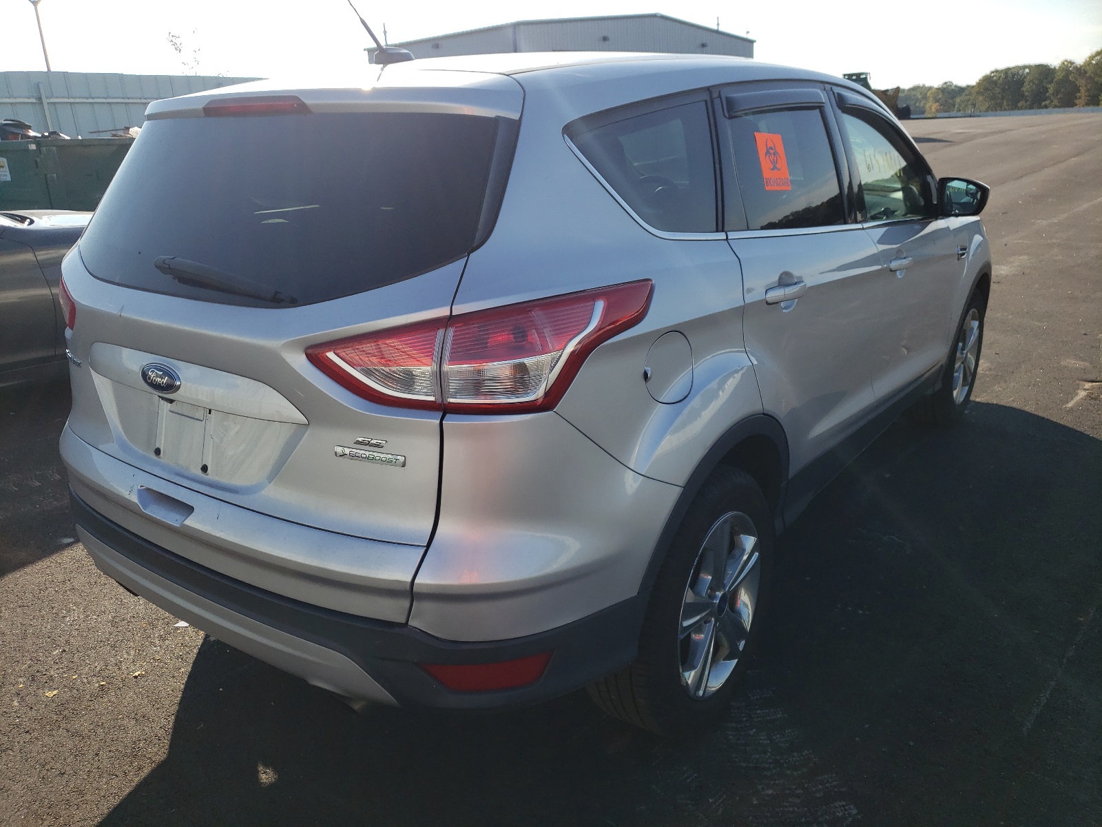 Photo 4 from auction – 2015 FORD ESCAPE SE with VIN 1FMCU0GX0FUB97236