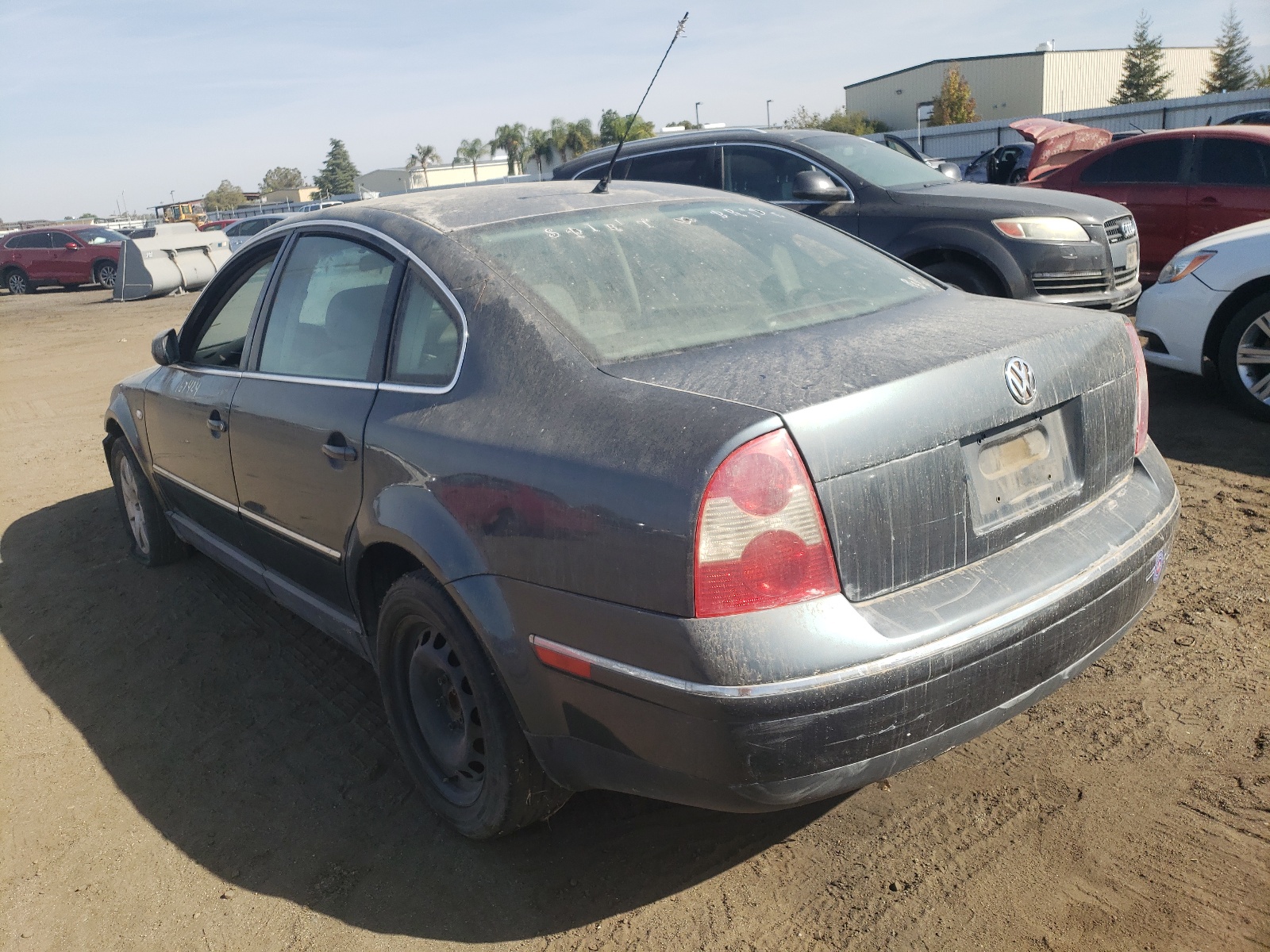 Photo 3 from auction – 2003 VOLKSWAGEN PASSAT GLX with VIN WVWRH63B63P254856
