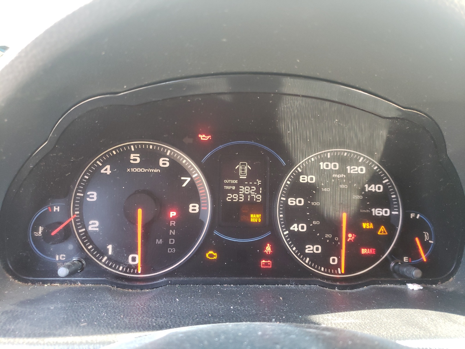 Photo 8 from auction – 2004 ACURA TSX with VIN JH4CL96834C035317