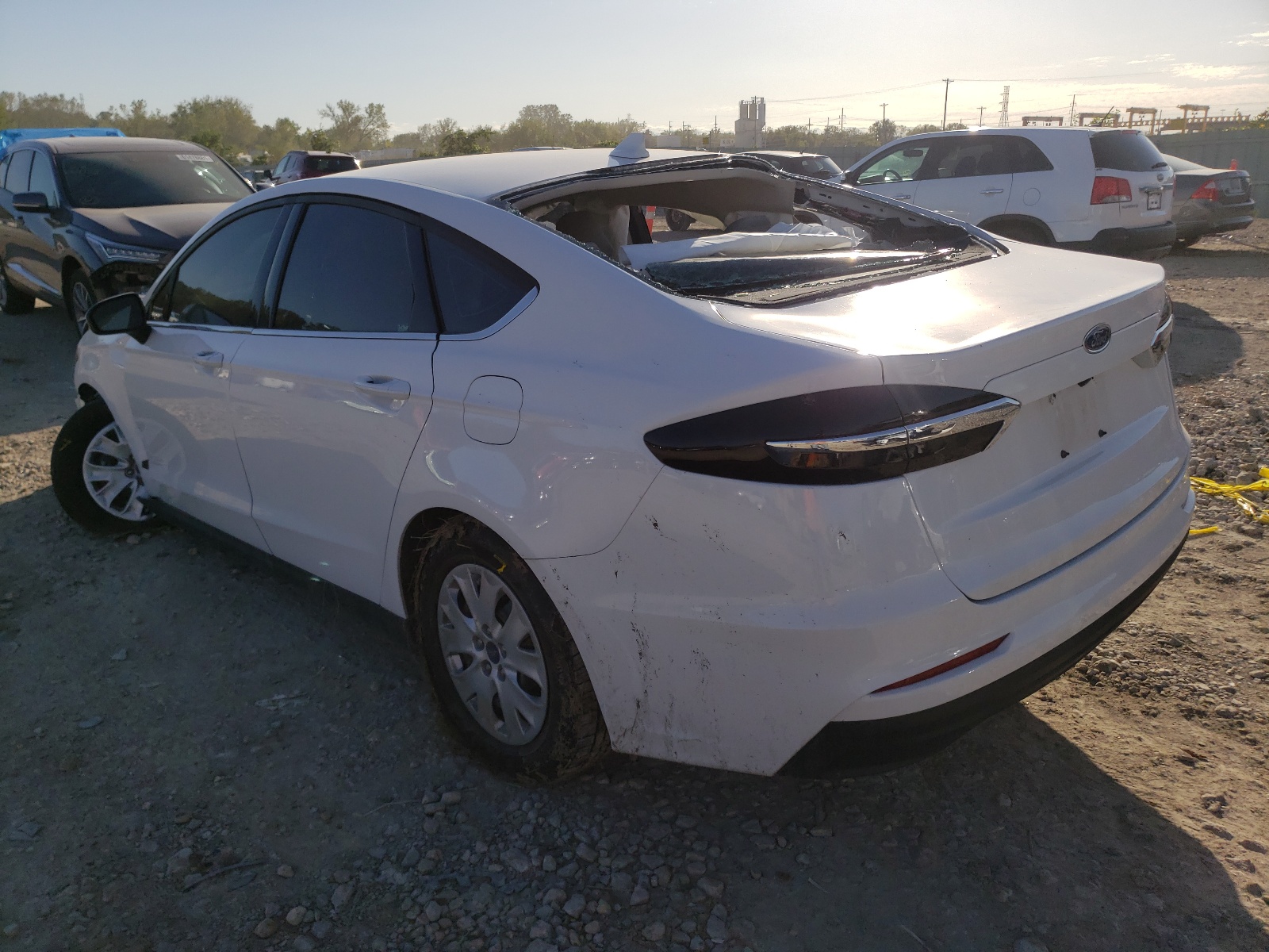 Photo 3 from auction – 2020 FORD FUSION S with VIN 3FA6P0G73LR169576