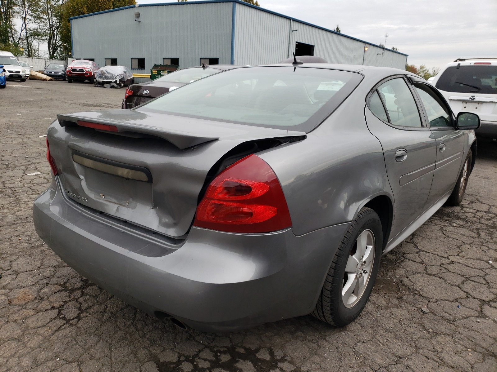 Photo 4 from auction – 2008 PONTIAC GRAND PRIX with VIN 2G2WP552881181656