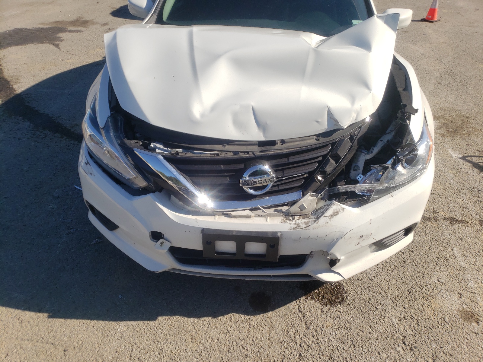 Photo 9 from auction – 2017 NISSAN ALTIMA 2.5 with VIN 1N4AL3AP2HN350064