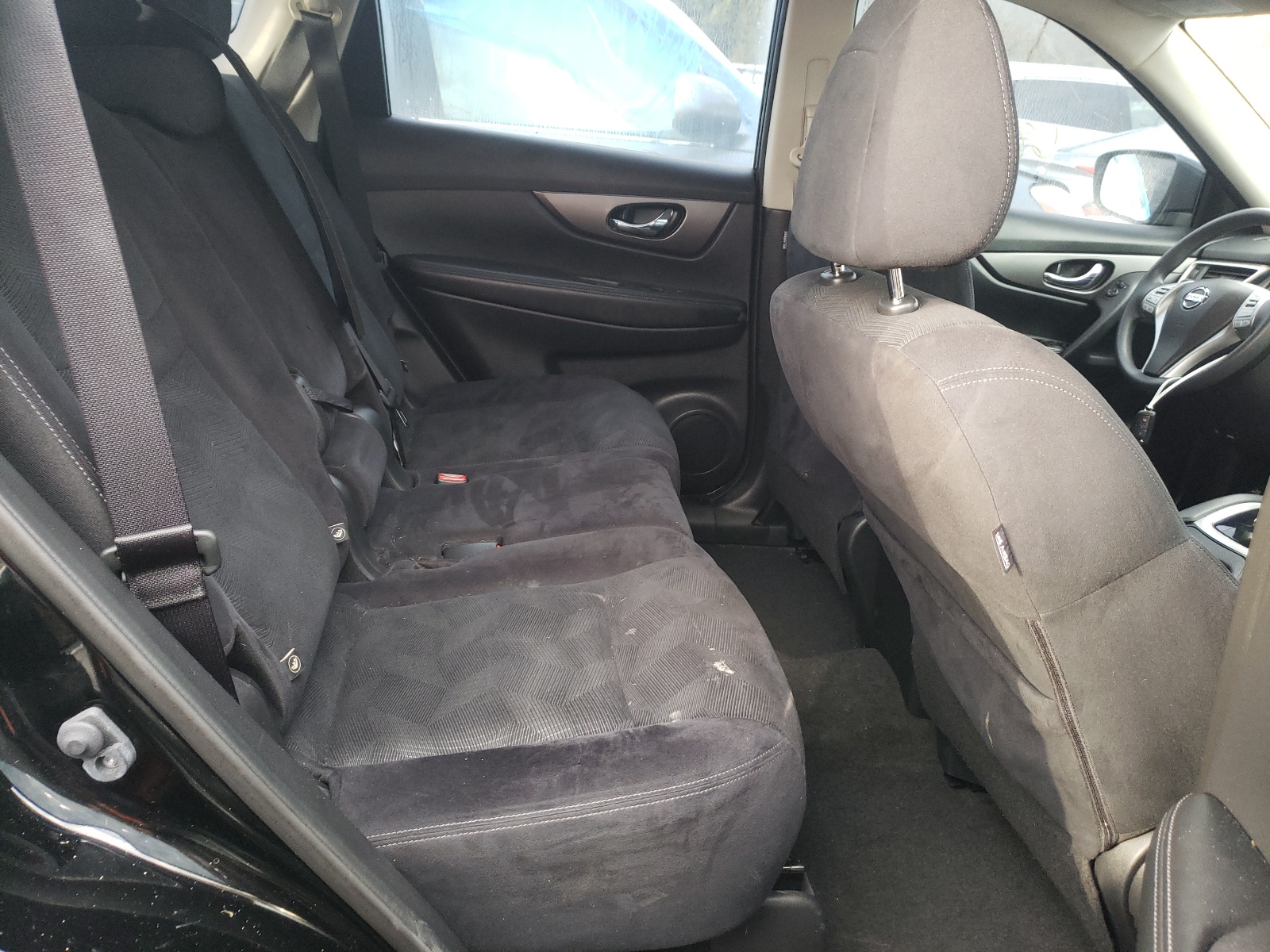Photo 6 from auction – 2016 NISSAN ROGUE S with VIN JN8AT2MV5GW130588