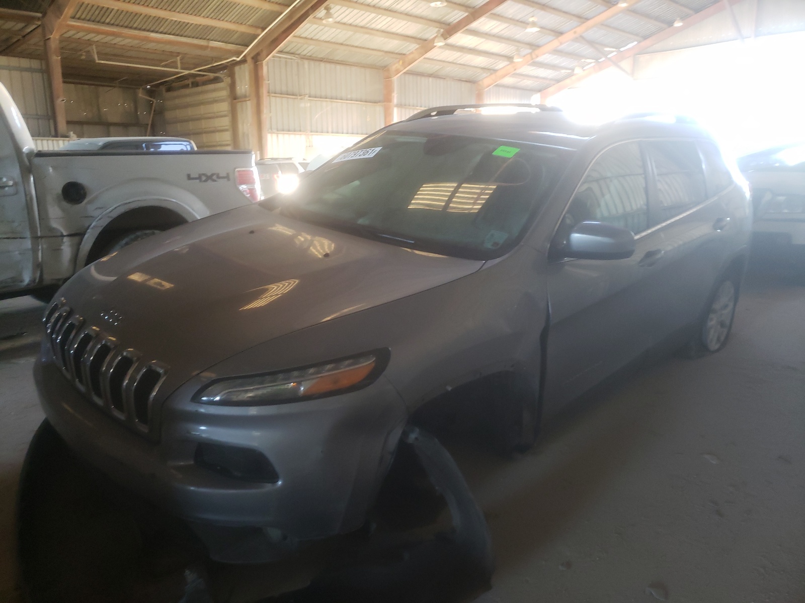 Photo 2 from auction – 2017 JEEP CHEROKEE L with VIN 1C4PJLCSXHW508964
