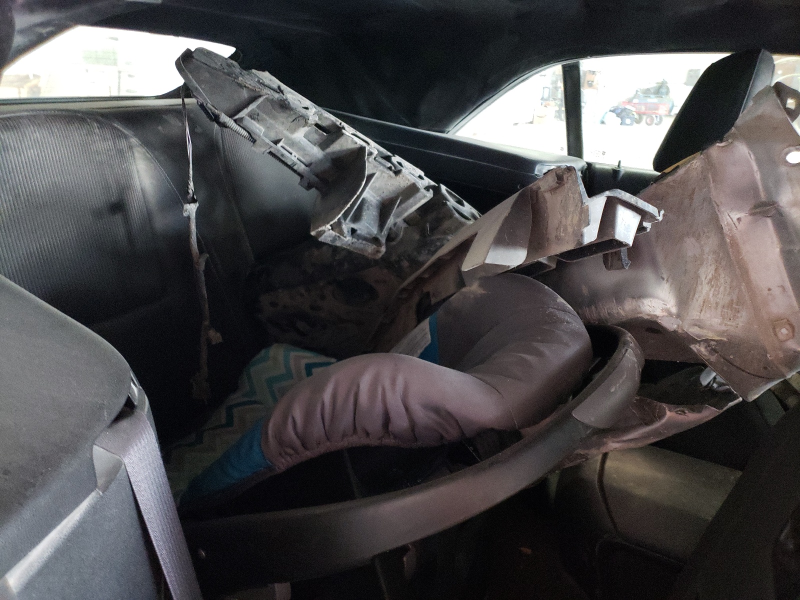 Photo 6 from auction – 2015 CHEVROLET CAMARO LT with VIN 2G1FD3D38F9277104