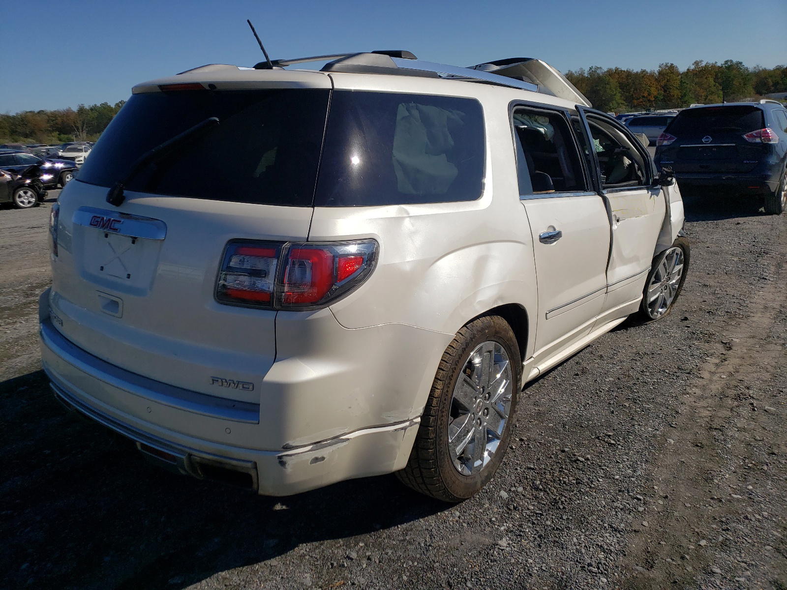 Photo 4 from auction – 2014 GMC ACADIA DEN with VIN 1GKKVTKD5EJ282704