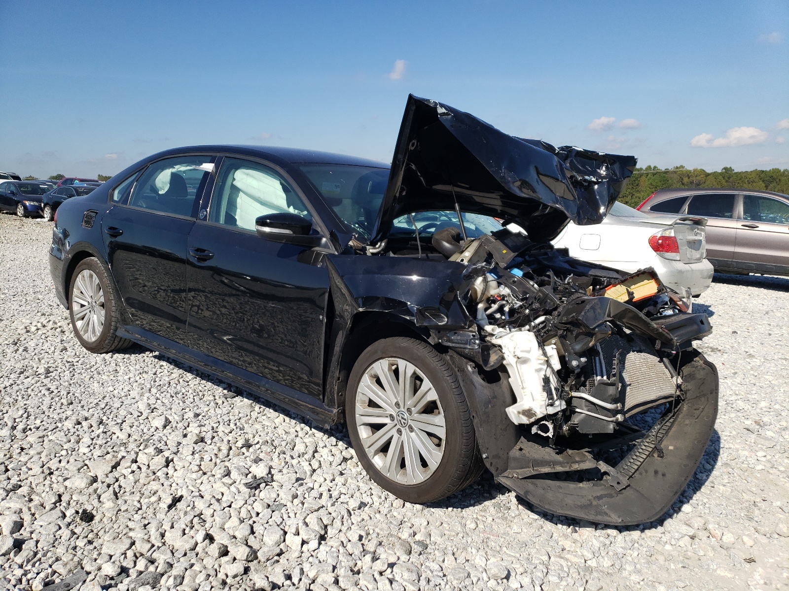 VOLKSWAGEN PASSAT S 2015 with VIN 1VWAT7A36FC047874 - Photo from auction