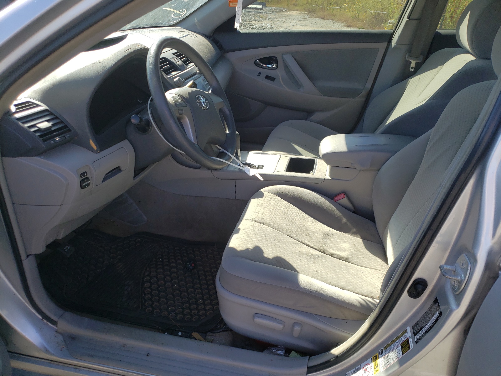 Photo 5 from auction – 2008 TOYOTA CAMRY CE with VIN 4T1BE46K58U262820