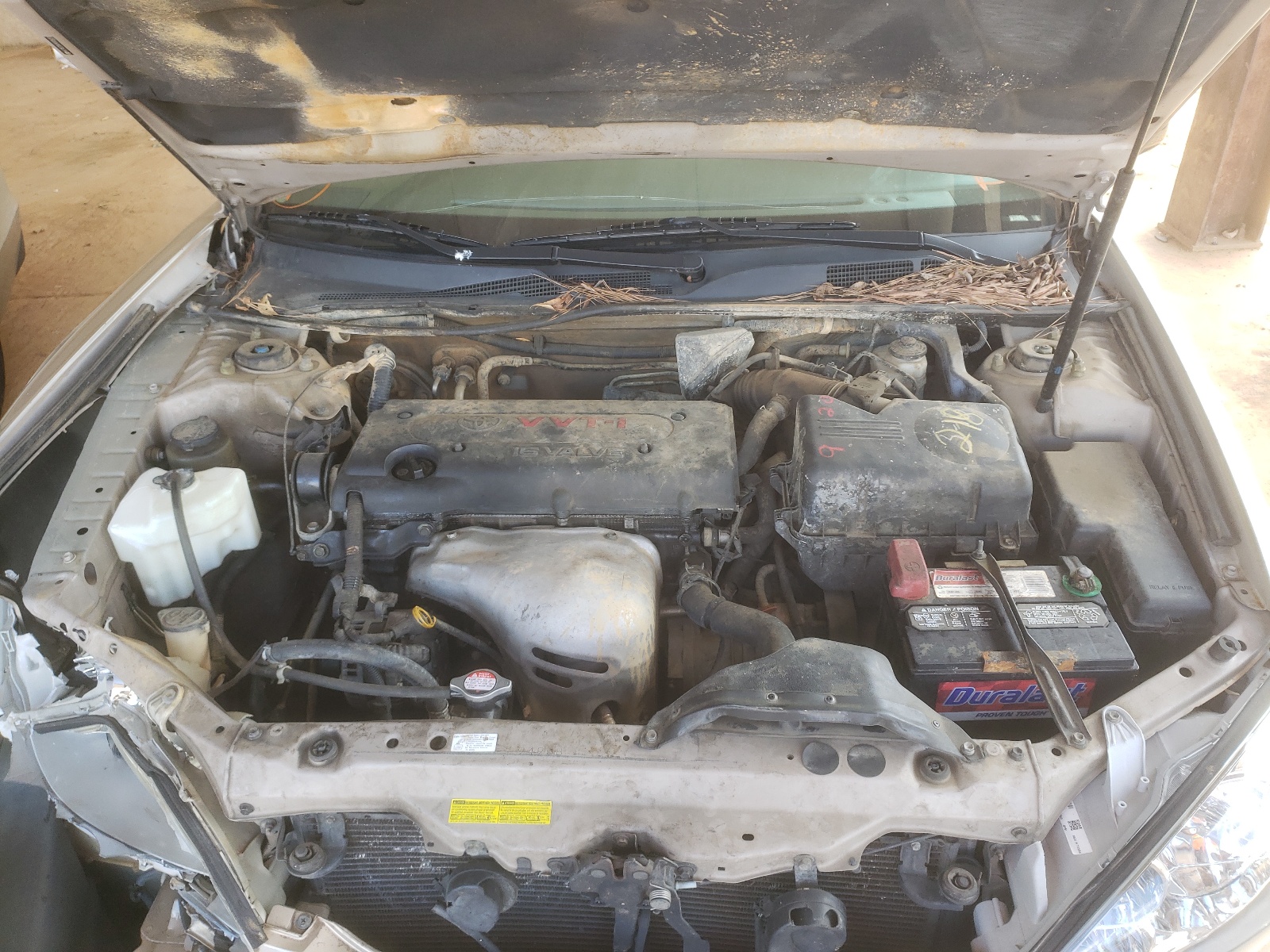 Photo 7 from auction – 2004 TOYOTA CAMRY LE with VIN 4T1BE32K14U934091