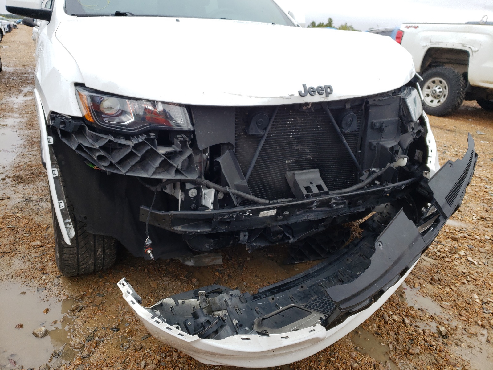 Photo 9 from auction – 2017 JEEP GRAND CHER with VIN 1C4RJFAG0HC743593